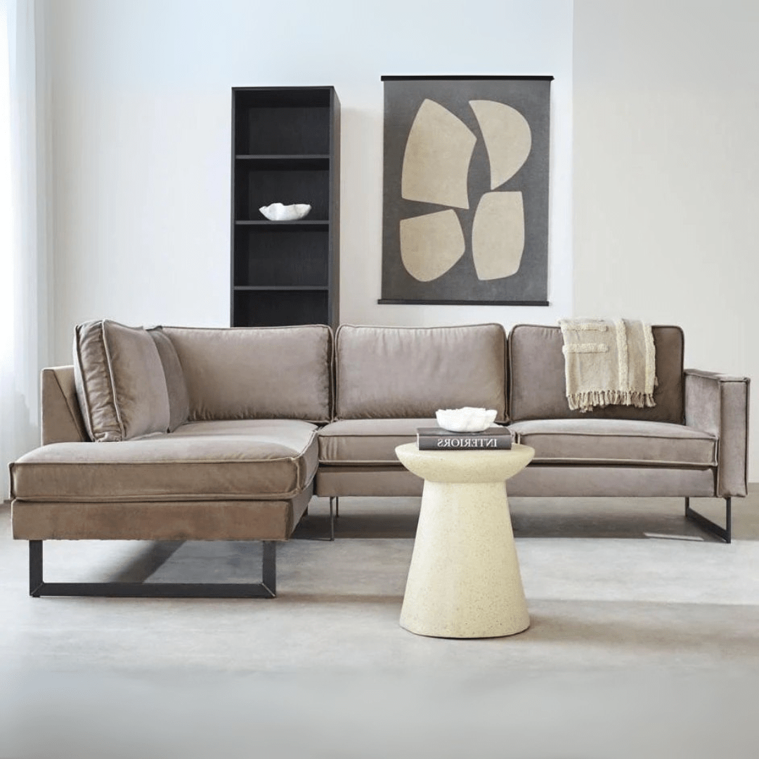 Canapé d'angle en velours taupe champagne avec coussins déhoussables Quinn - gauche