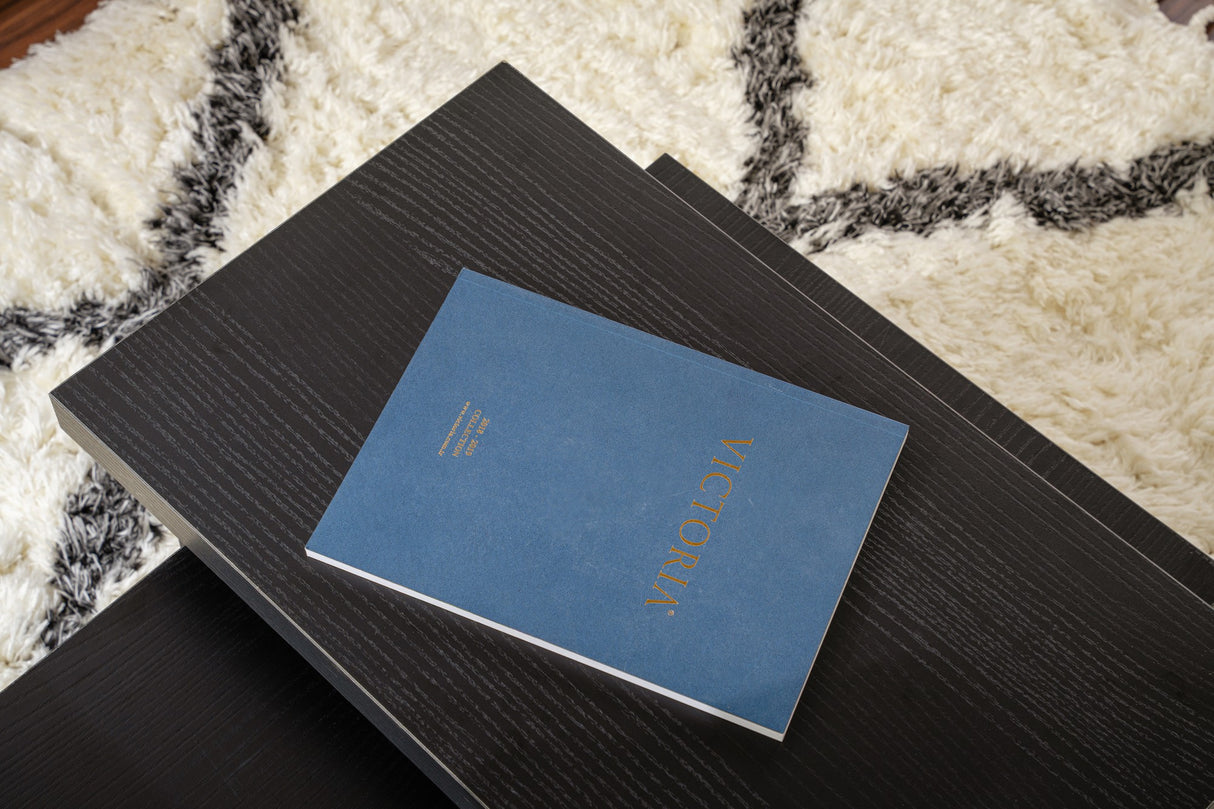 Table basse noire en mélamine Rebellion