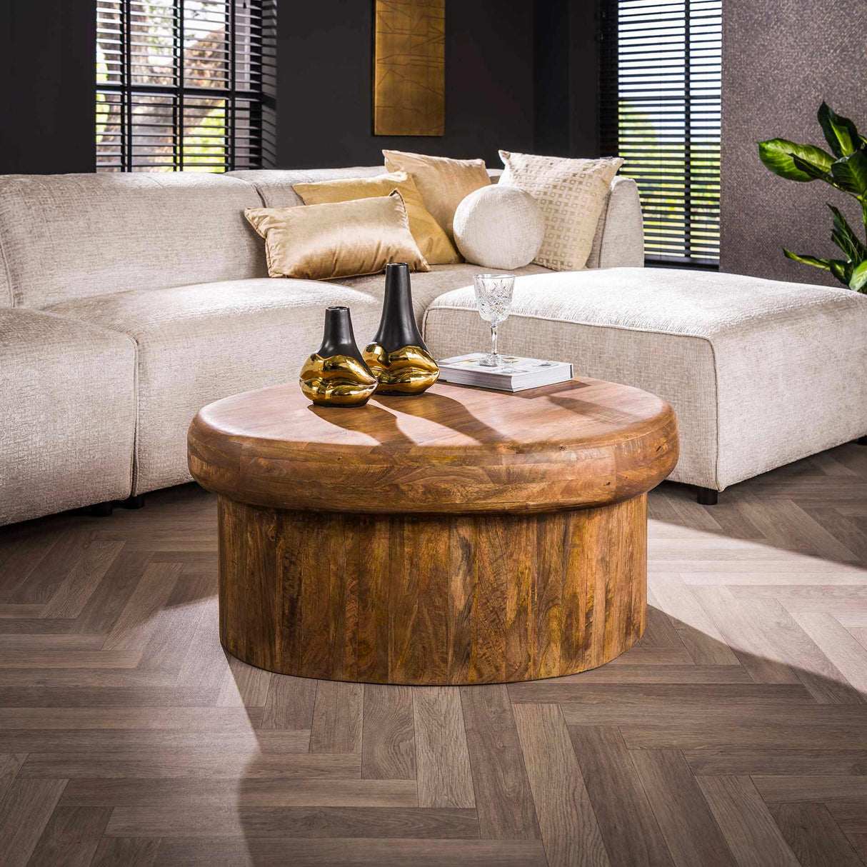 Table basse biologique Kacie Bois de Mangue sable couleur