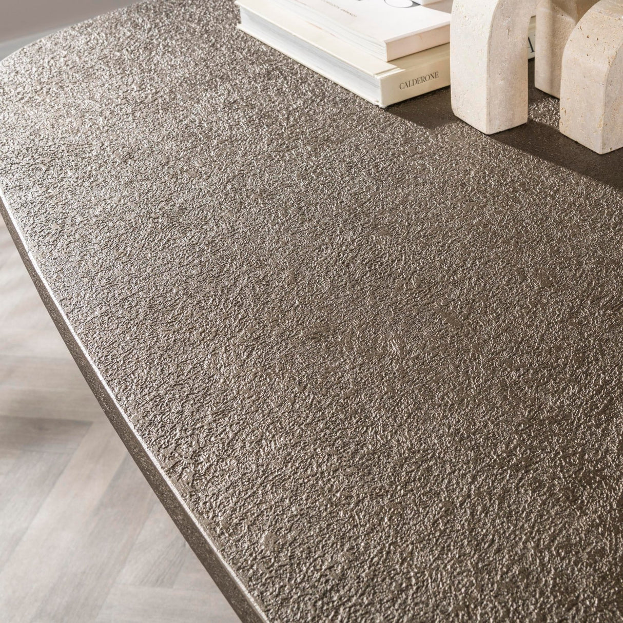 Eettafel Deens Ovaal Virello Brons Liquid Metal 215 cm