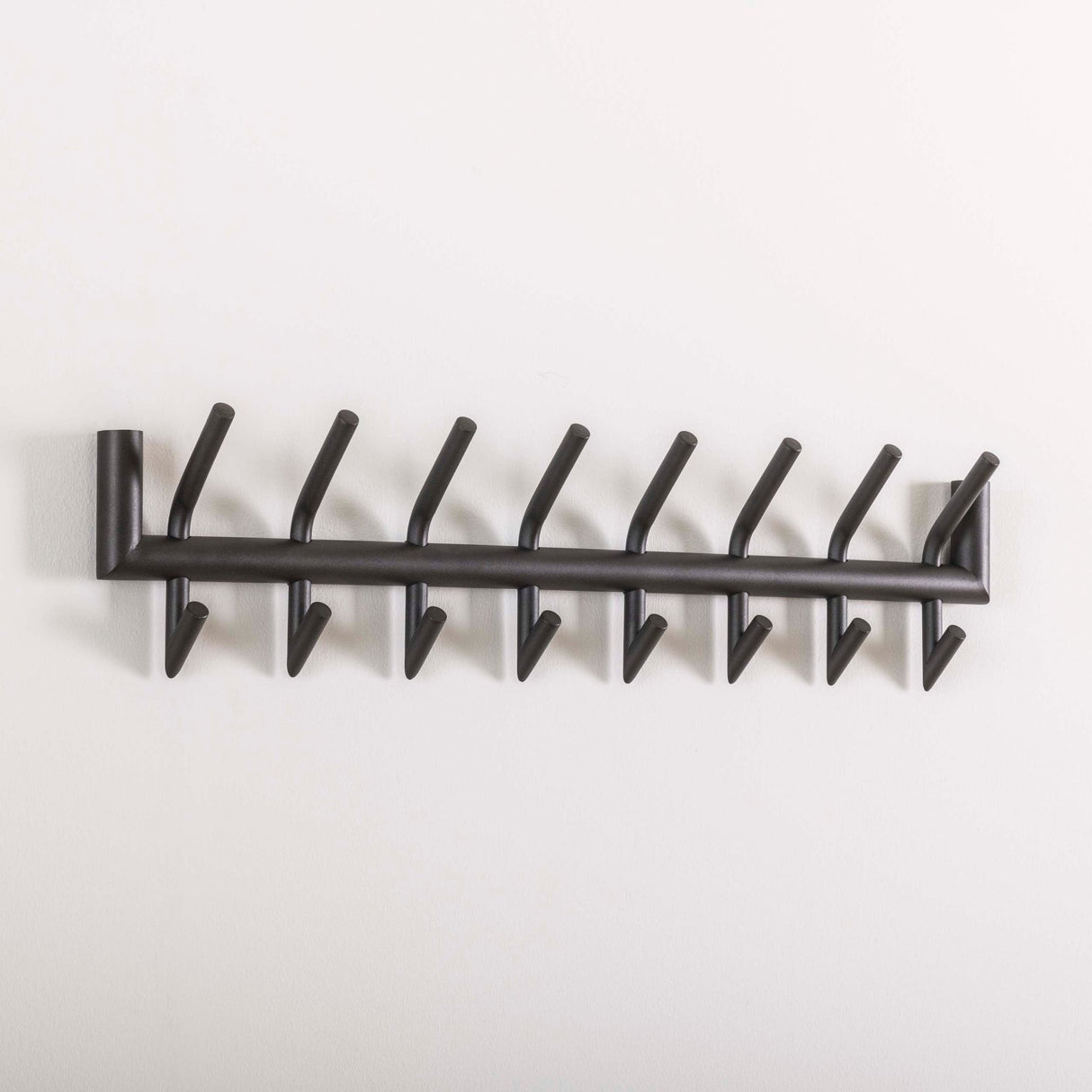 Kapstok Kym 2x8 Haken Mat Donkergrijs 78 cm