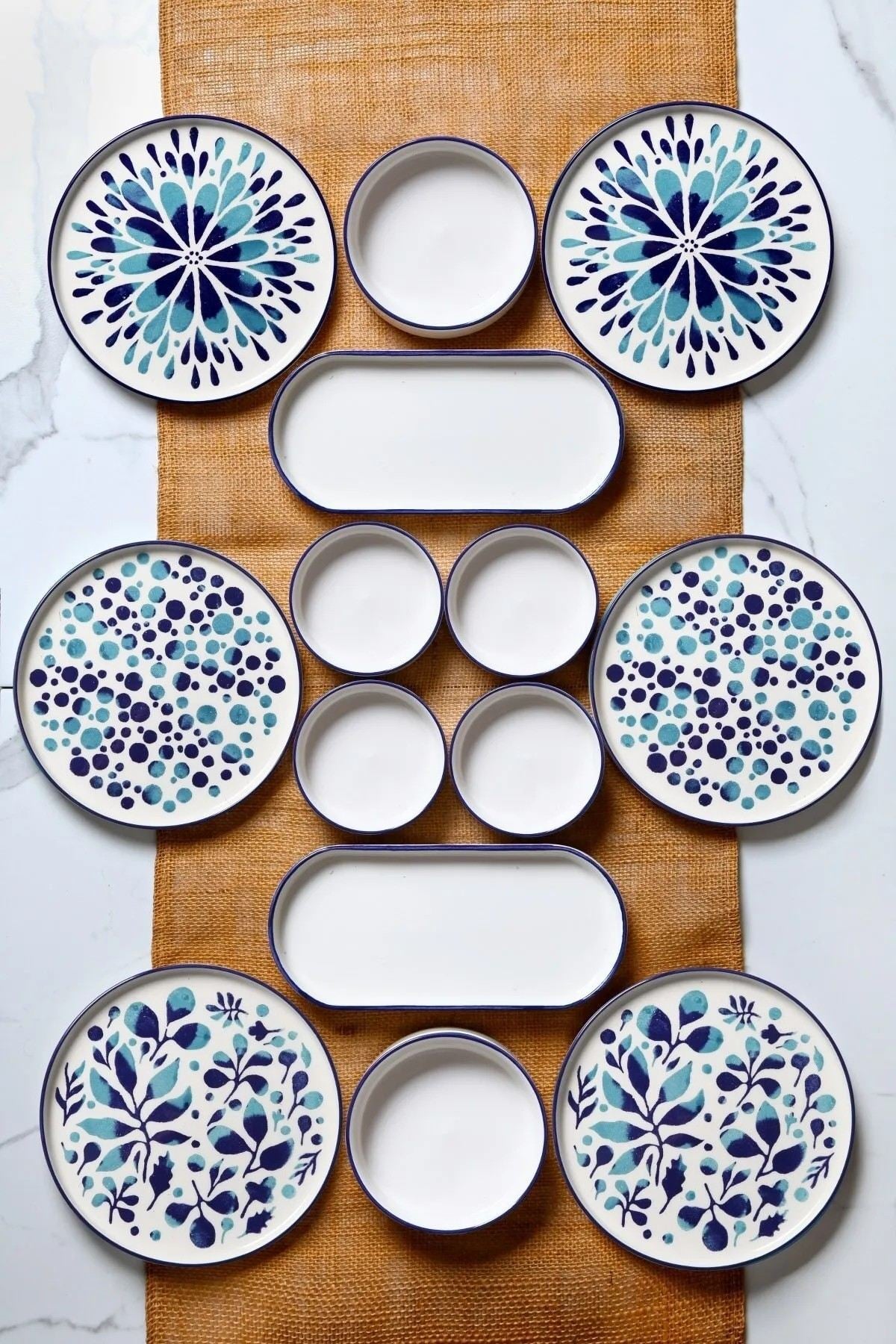 MCH09211 Blue White 100% CERAMIC 19 cm breed