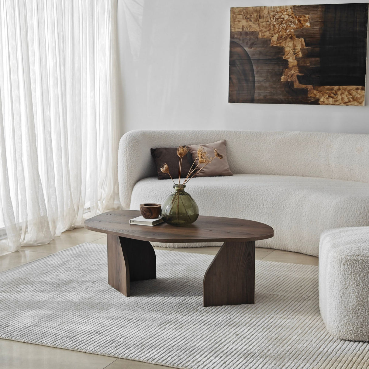 Table basse organique en noyer avec étagère en mélamine - 105x65 cm