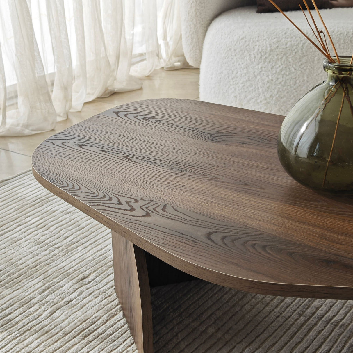 Table basse organique en noyer avec étagère en mélamine - 105x65 cm