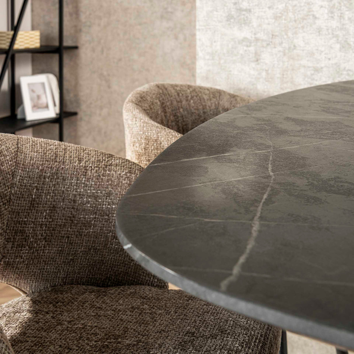 Deens Ovaal Bartafel Iris 140x80 cm Spinpoot Keramiek Look