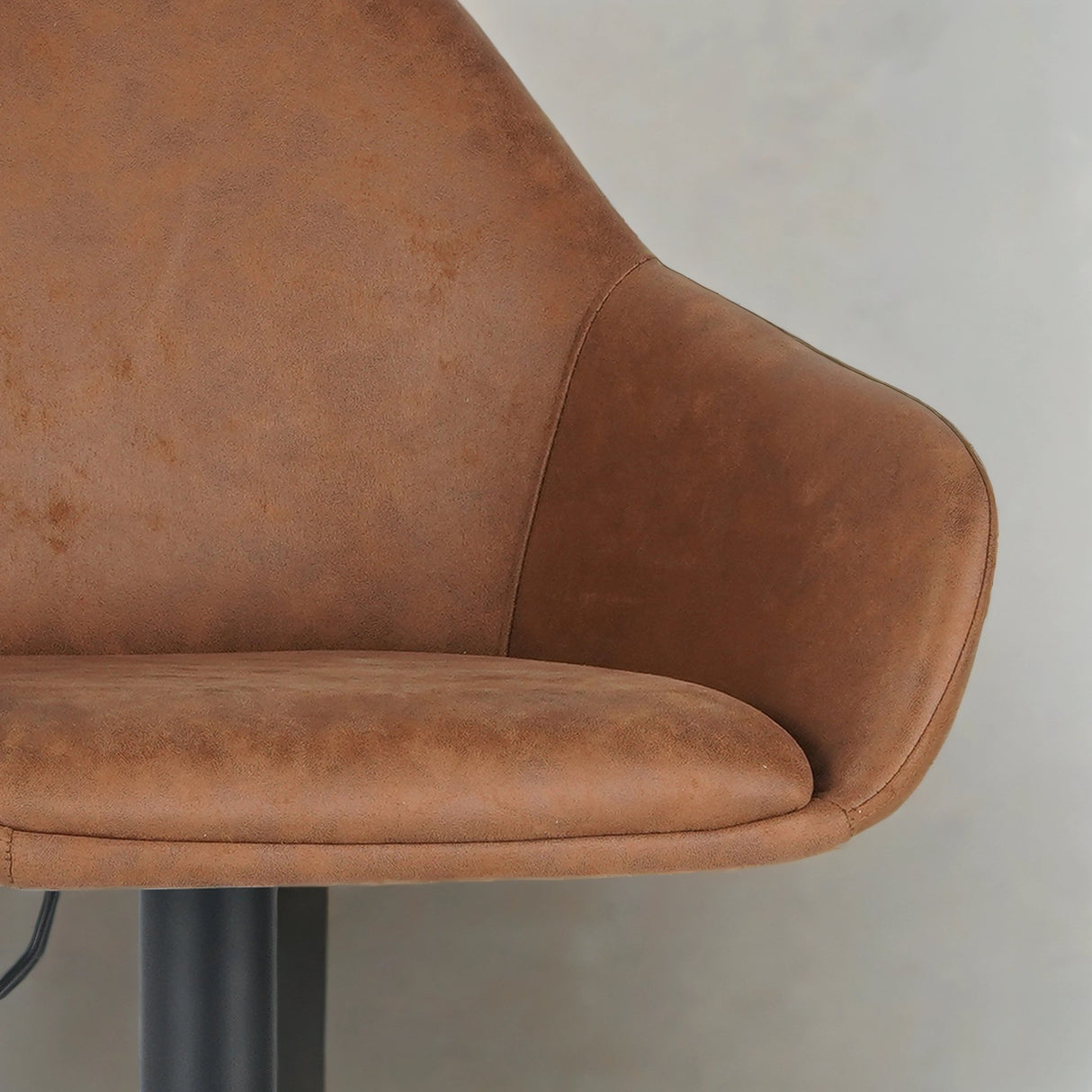 Venom Tabouret de Bar Cognac en Éco-cuir - Chaise de Bar Réglable Pivotante avec Accoudoirs