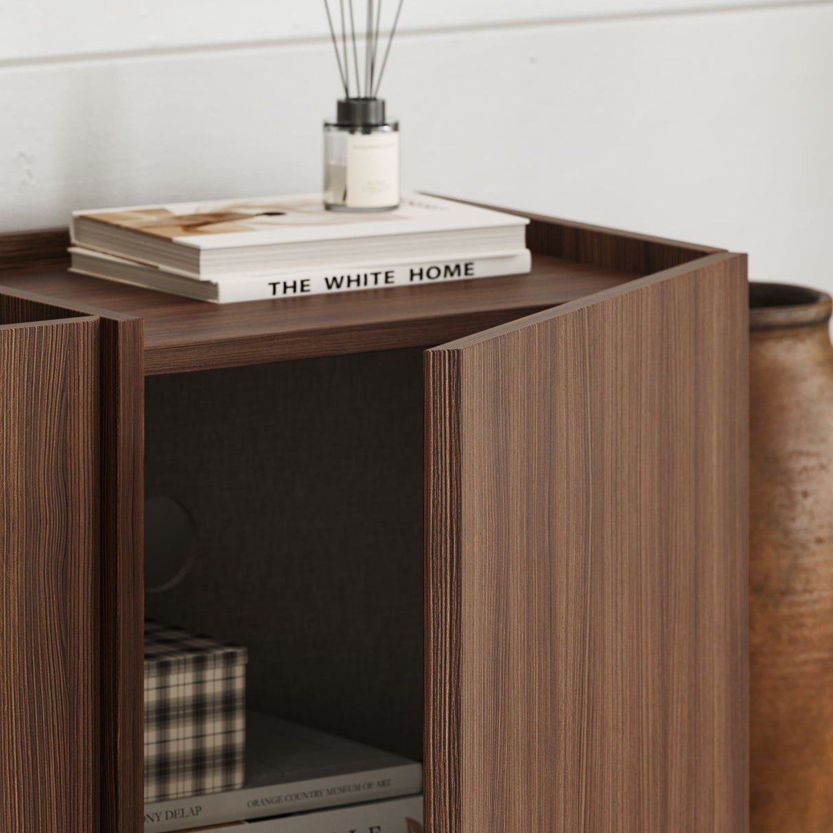 Meuble TV Lowen en noyer Milano 180 cm en bois composite enduit mélaminé