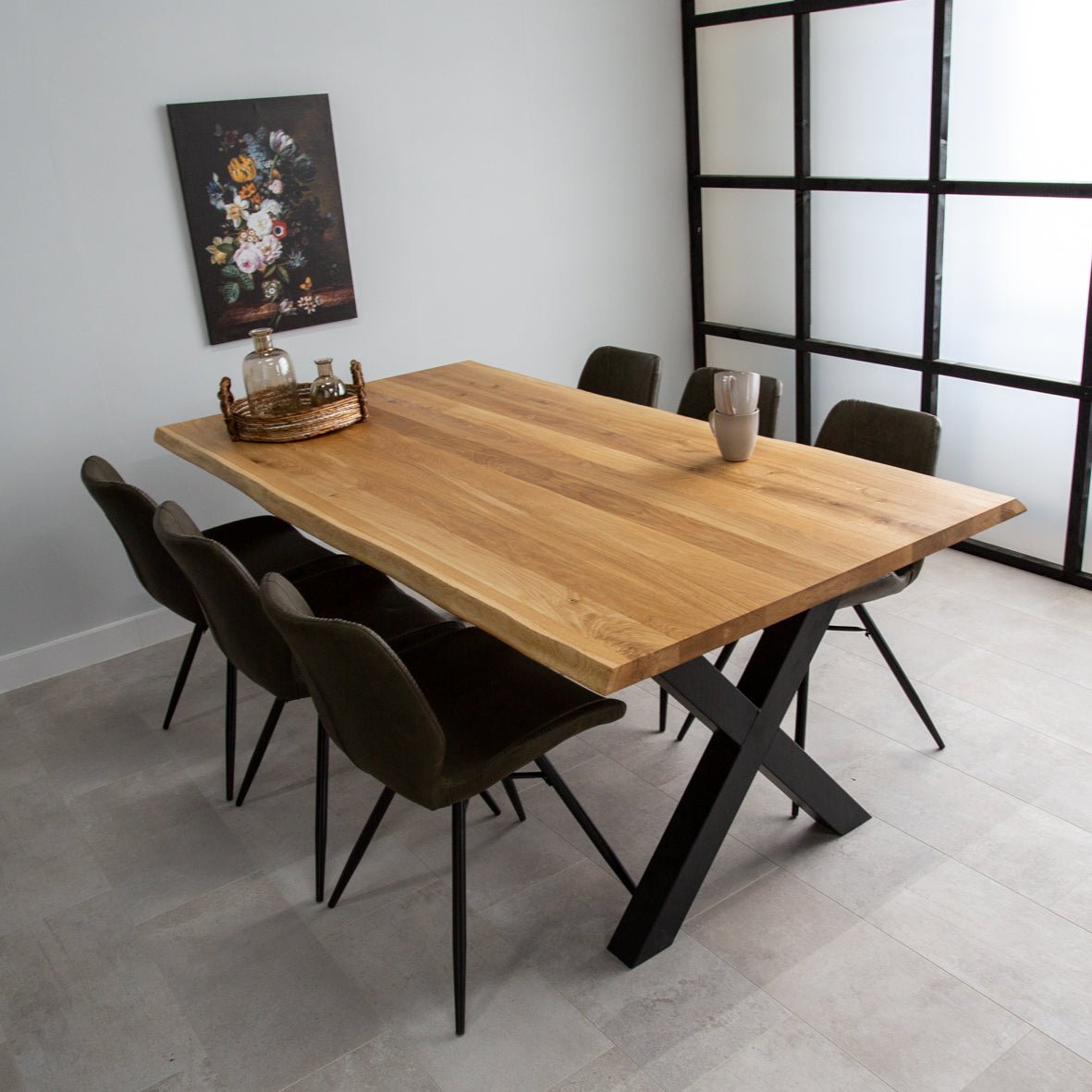 Eettafel Revi Eikenhout - Boomstamvorm - Zwarte X-poot