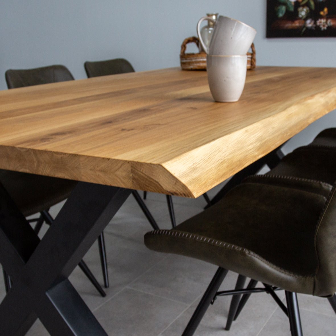Eettafel Revi Eikenhout - Boomstamvorm - Zwarte X-poot
