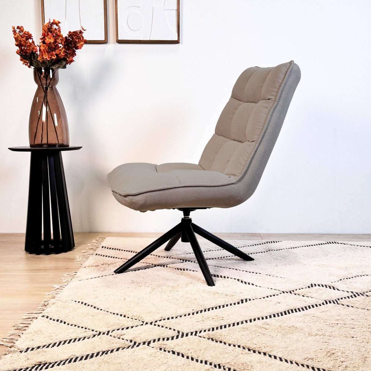 Fauteuil pivotant Yuki Taupe Bouclé 360°