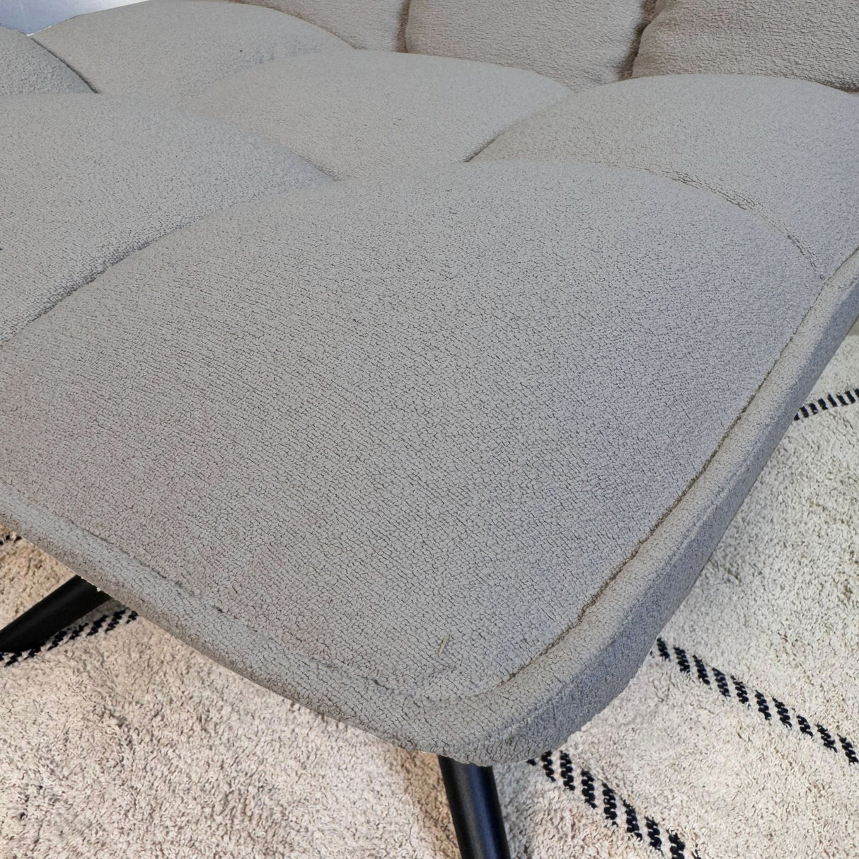 Fauteuil pivotant Yuki Taupe Bouclé 360°