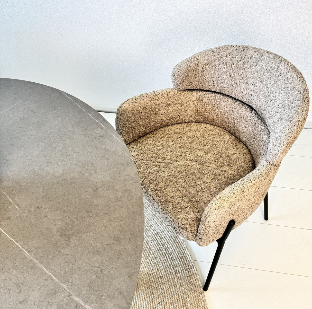 Chaise de salle à manger Bouclé Beige - Japandi - formes rondes - Lola