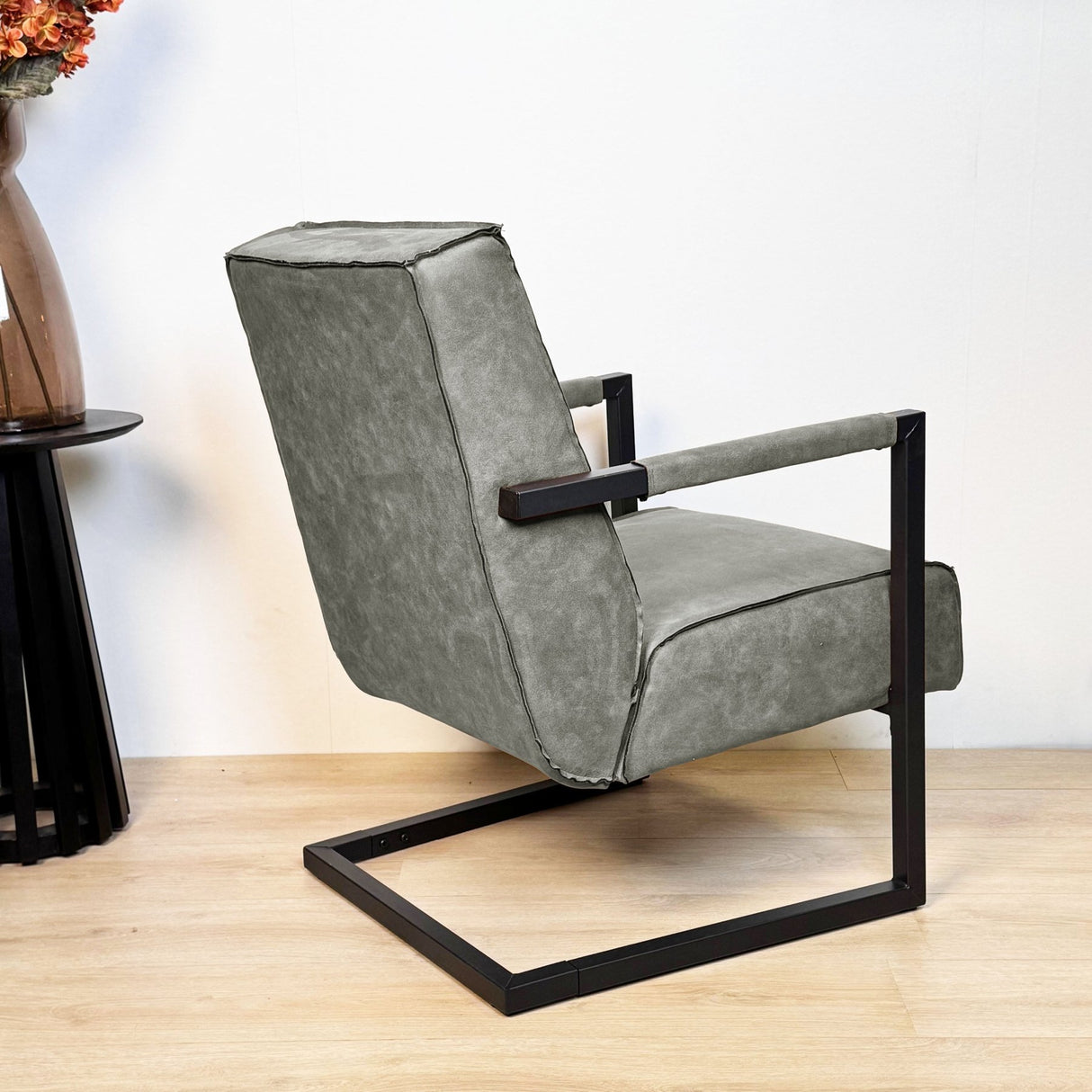 Industriële leren fauteuil groen Tiger