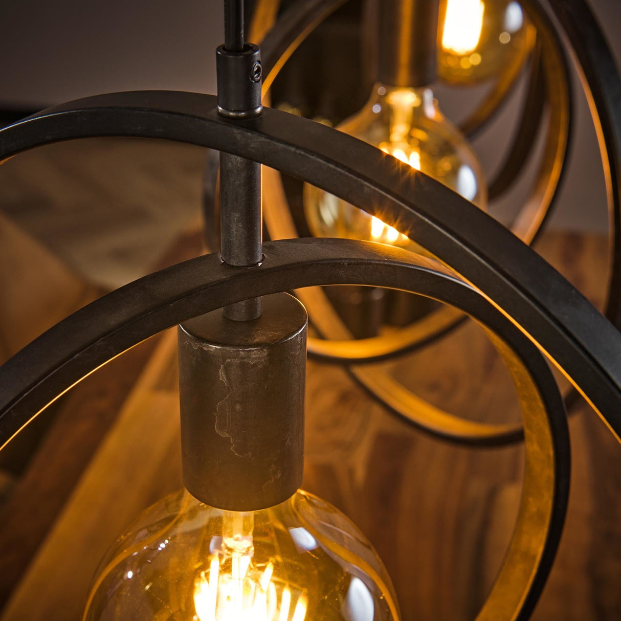 Lampe suspendue Otan DH Intérieur Charbon LxlxH 129x46x11 Métal Photo d'ambiance détail