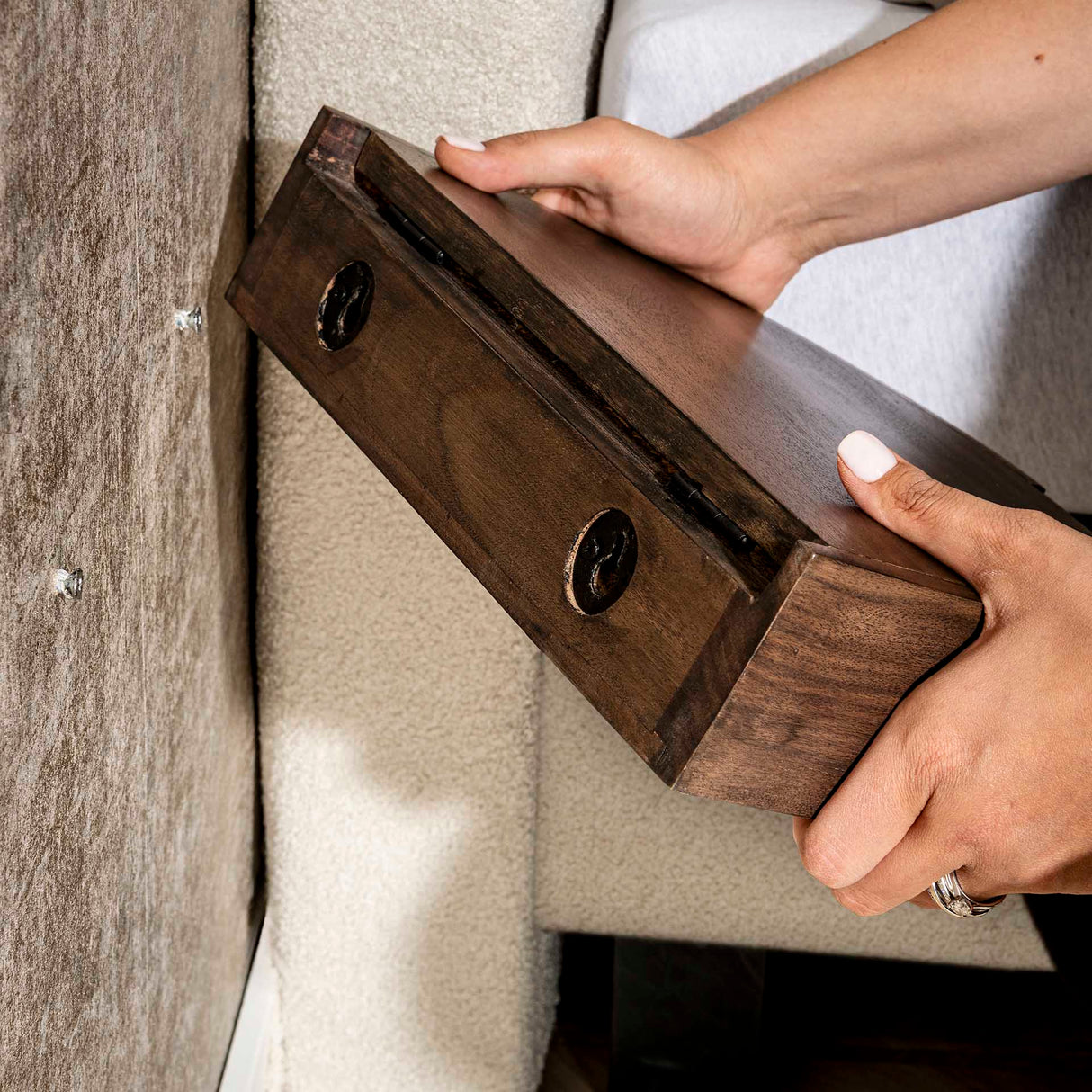 Ensemble de Tables de Nuit Demi-circulaires Flottantes 2 – Acacia 