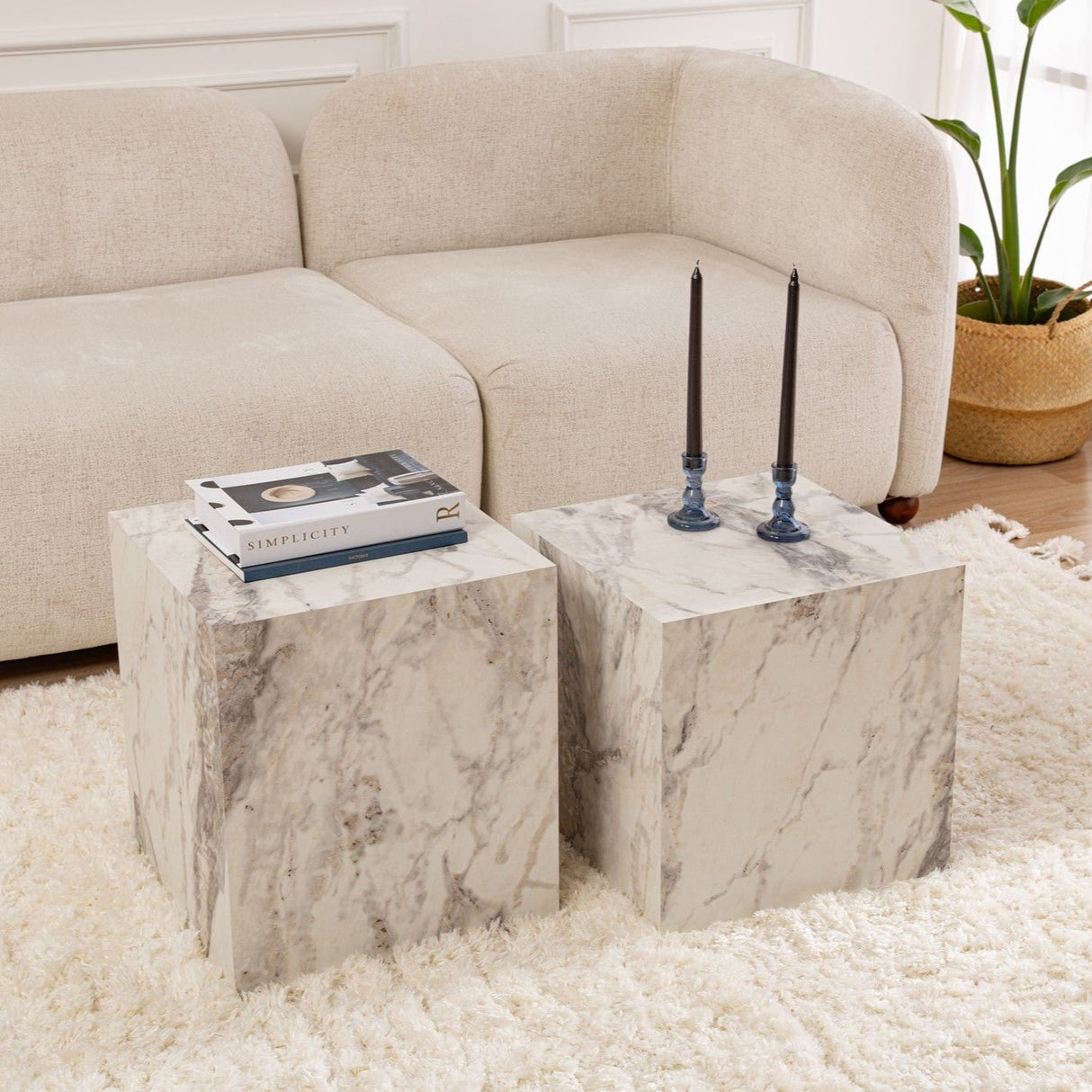 Ensemble de Tables d'Appoint Modernes de 2 Cubes Carrés Aspect Marbre - 40x40x40/45 