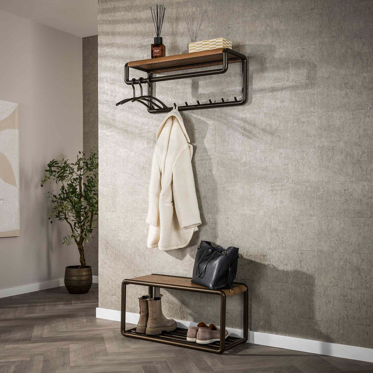 Porte-manteaux Arlo barre et planche à chapeaux 8 crochets Drift marron 