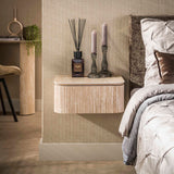 Table de chevet flottante avec 1 tiroir Jimi en céramique beige travertin