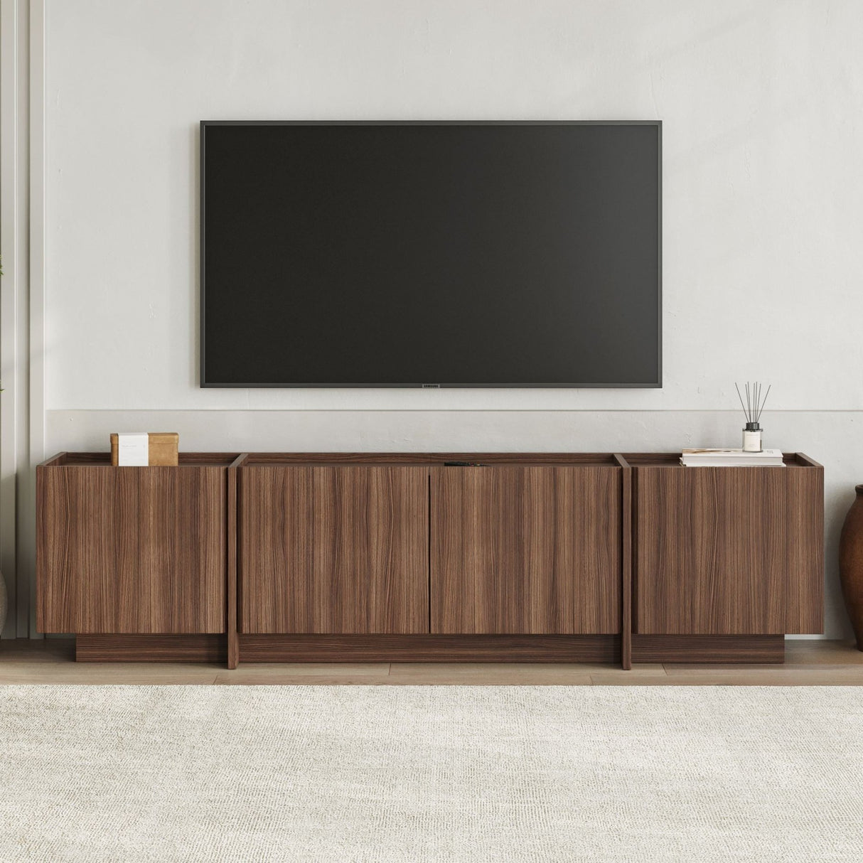 Meuble TV Lowen en noyer Milano 180 cm en bois composite enduit mélaminé