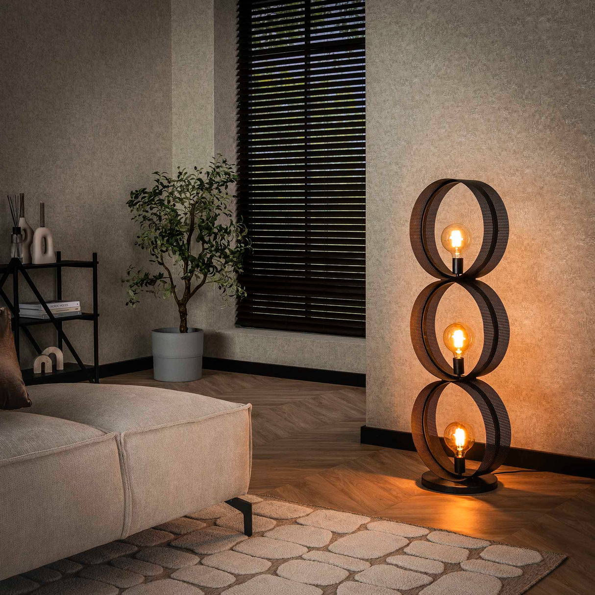 Lampadaire Fons 3 lumières anneaux métal noir 