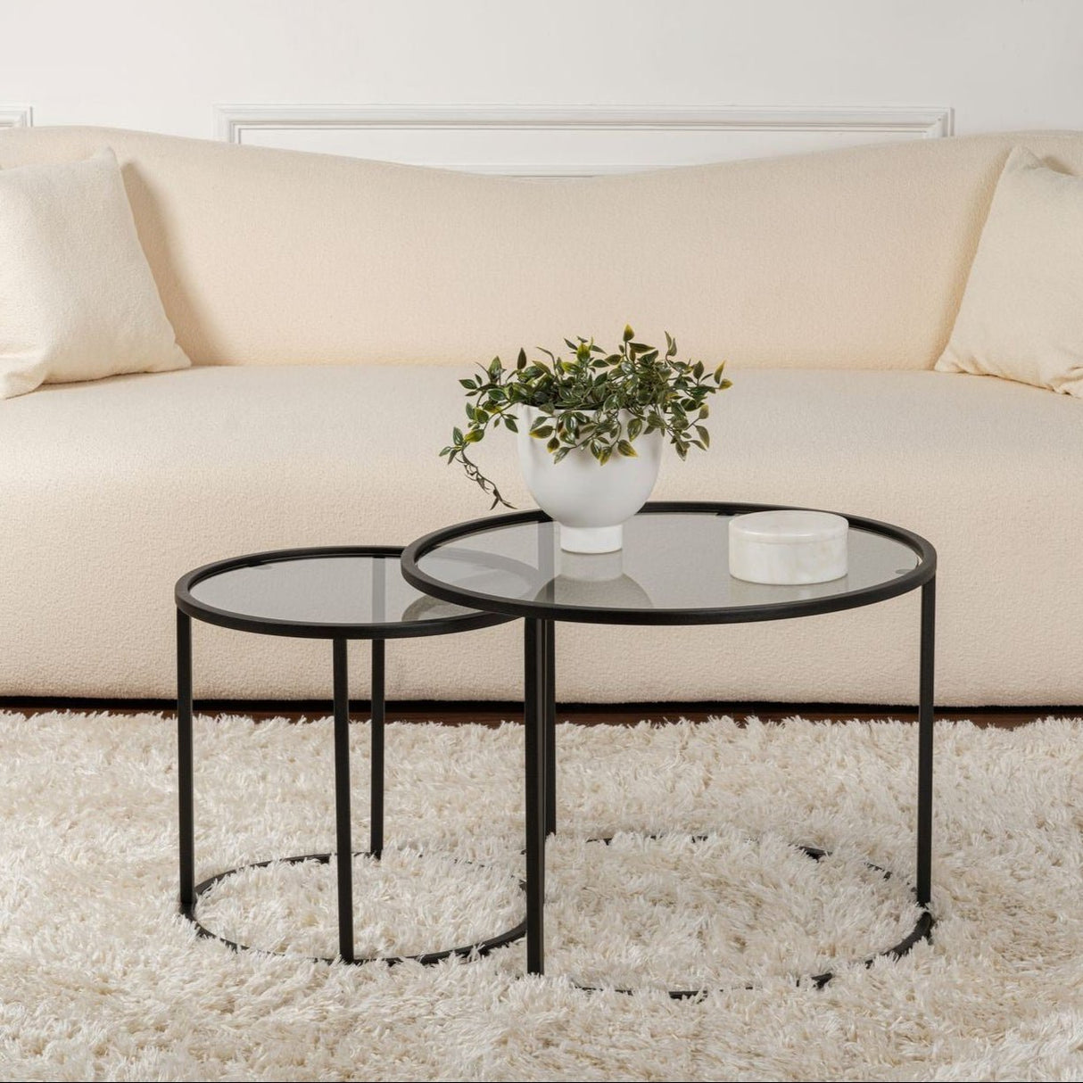 Ensemble de tables basses de 2 en verre rond - cadre noir - 60, 42 cm 