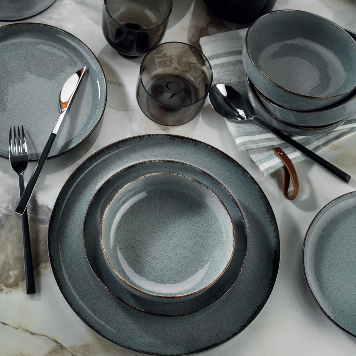MOD18Y2730P01 - Blue 100% PORCELAIN