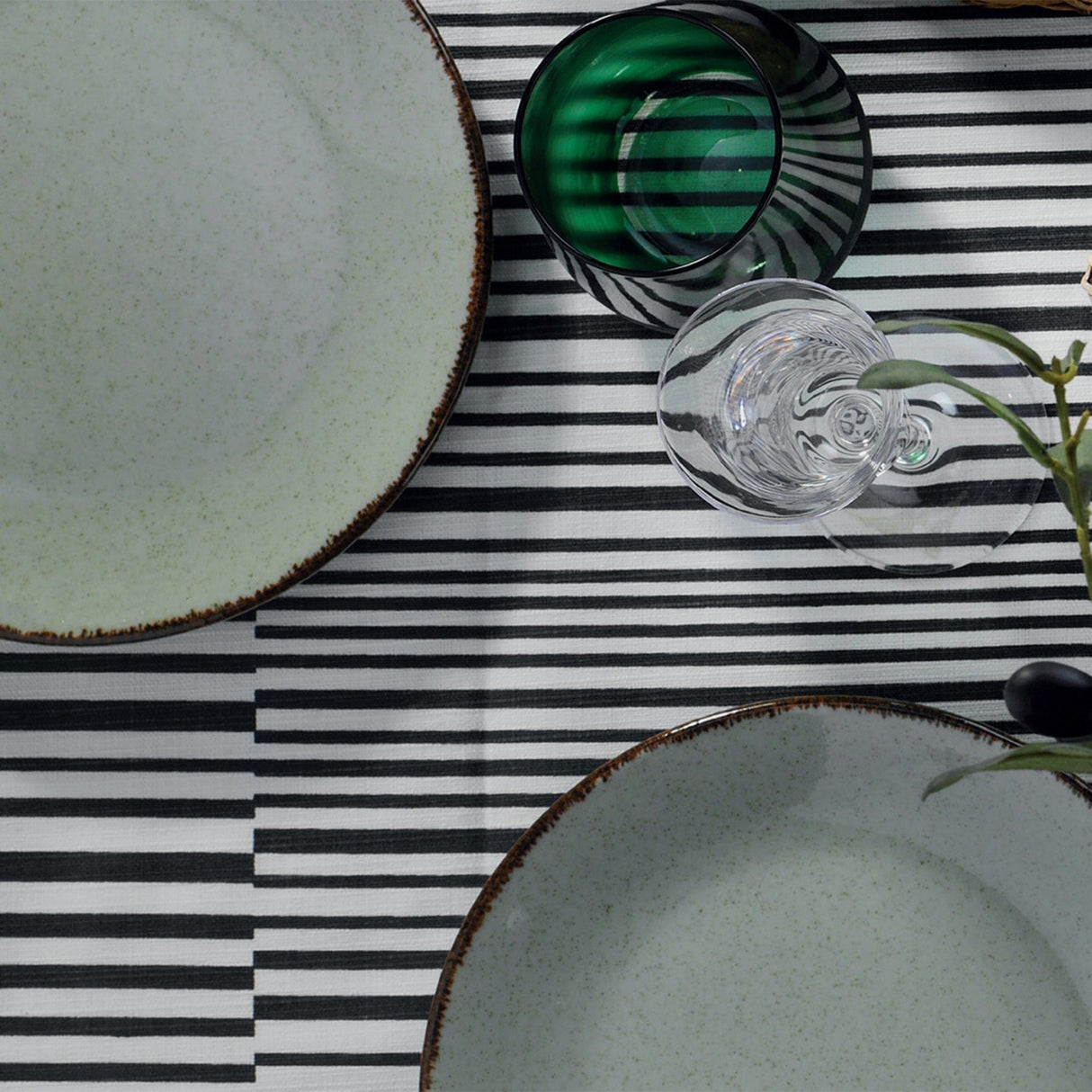 MOD18Y2730P03 Vert 100% PORCELAINE
