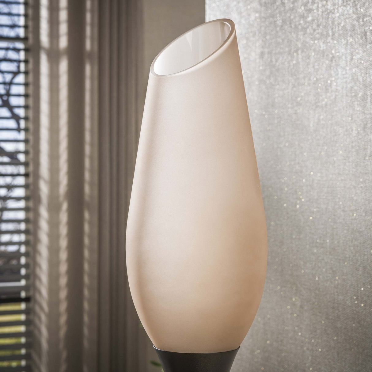 Lampadaire Cocoon 3 lumières en marron sienne