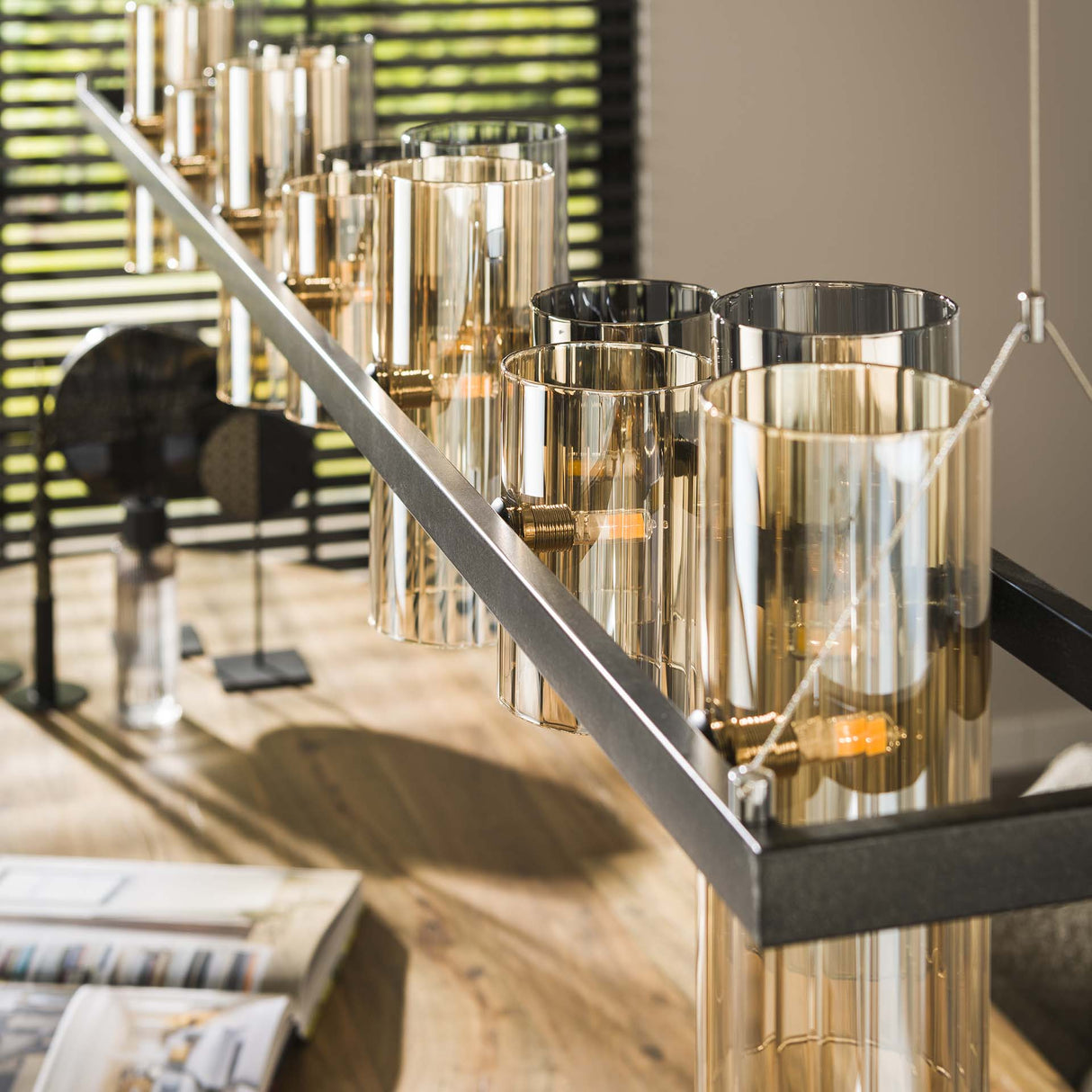Hanglamp Khai 14-lichts cilinder gemixt glas