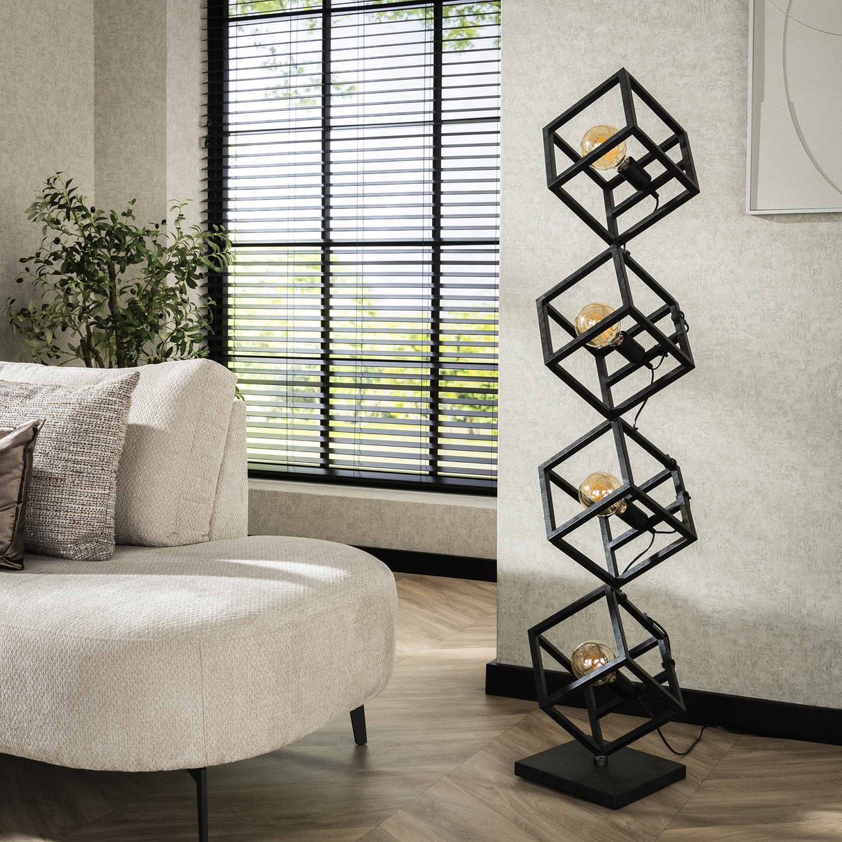 Lampadaire Drew 4 lumières cube noir 