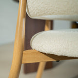 Eetkamerstoelen-Japandi Eetkamerstoel Yuka Beige - Eikenlook Frame-Dimehouse