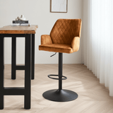 Draaibare Barkruk Velvet Cognac Novan - Verstelbaar - Met Armleuningen sfeerfoto in modern interieur