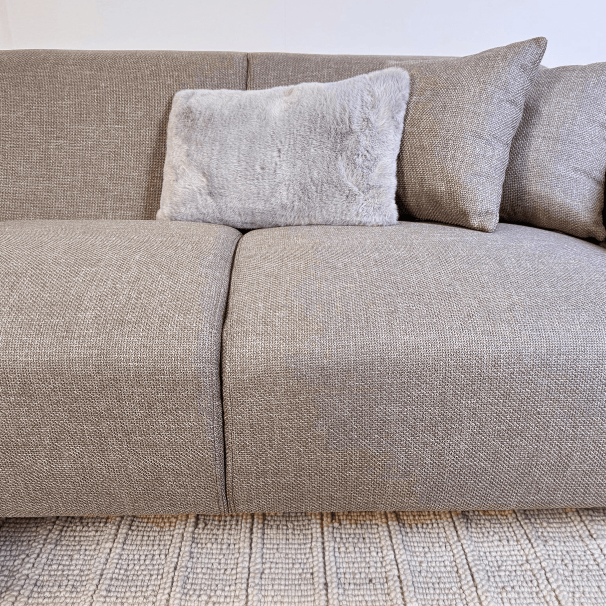 Canapé d'angle Moby Beige avec salon compact et tissu recyclé - Gauche 