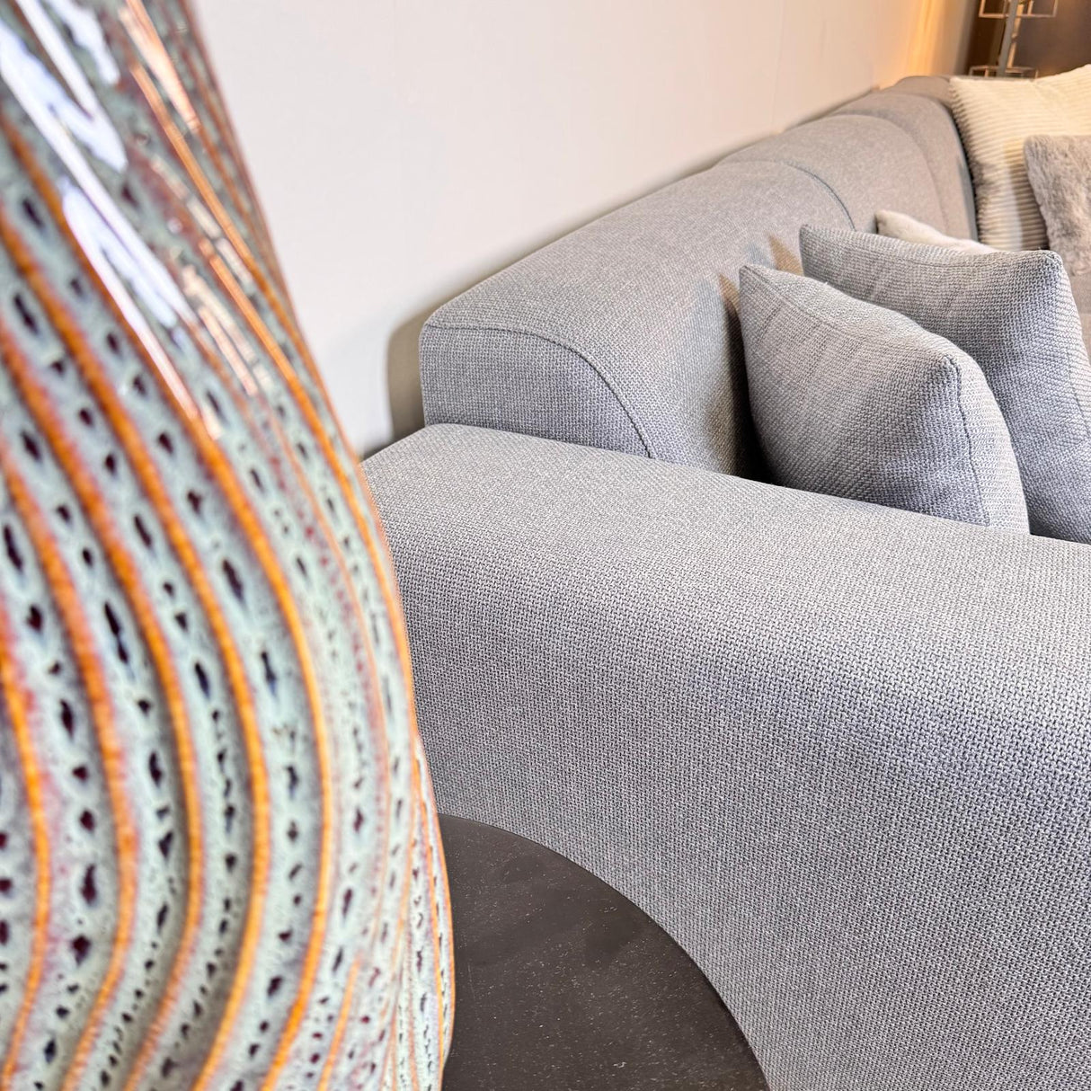 Canapé d'angle Moby bleu gris avec salon compact et tissu recyclé - Droit 