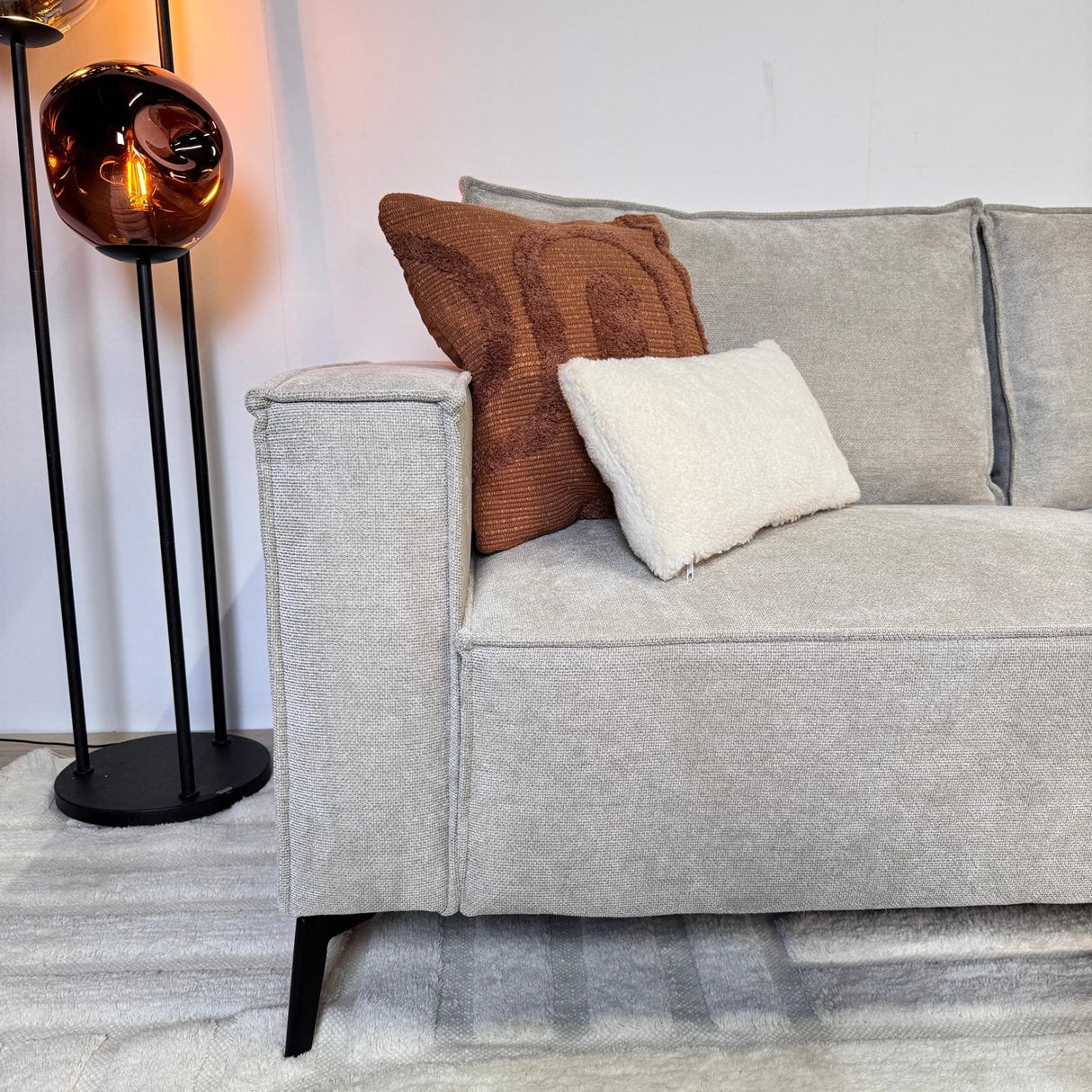 Canapé d'angle Yara avec méridienne en chenille beige - à droite 
