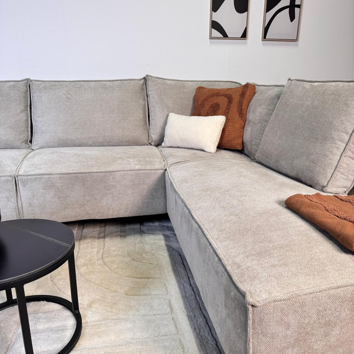Canapé d'angle Yara avec méridienne en chenille beige - à droite 