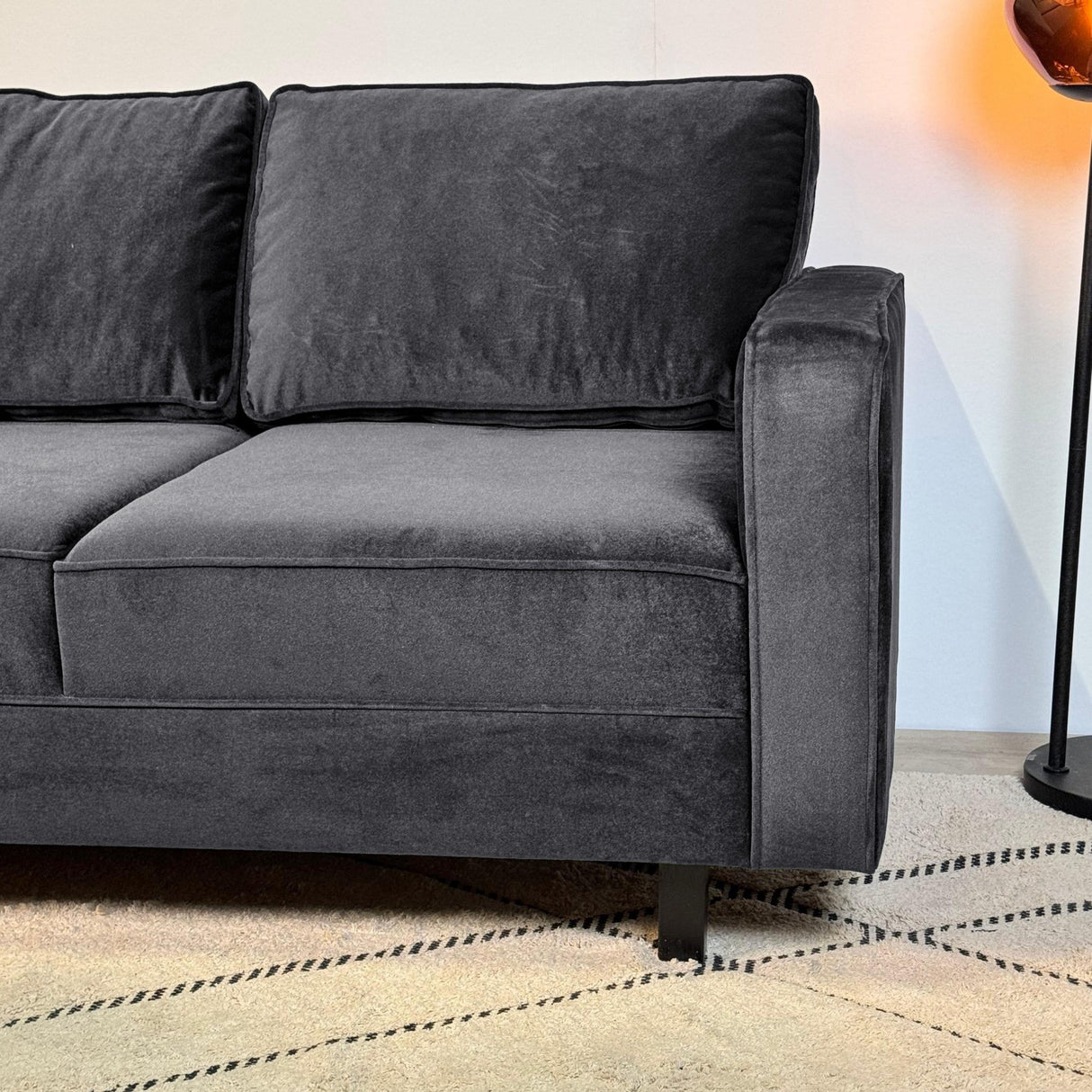 3-zits Bank Kale Velvet Antraciet - comfortabele losse kussens