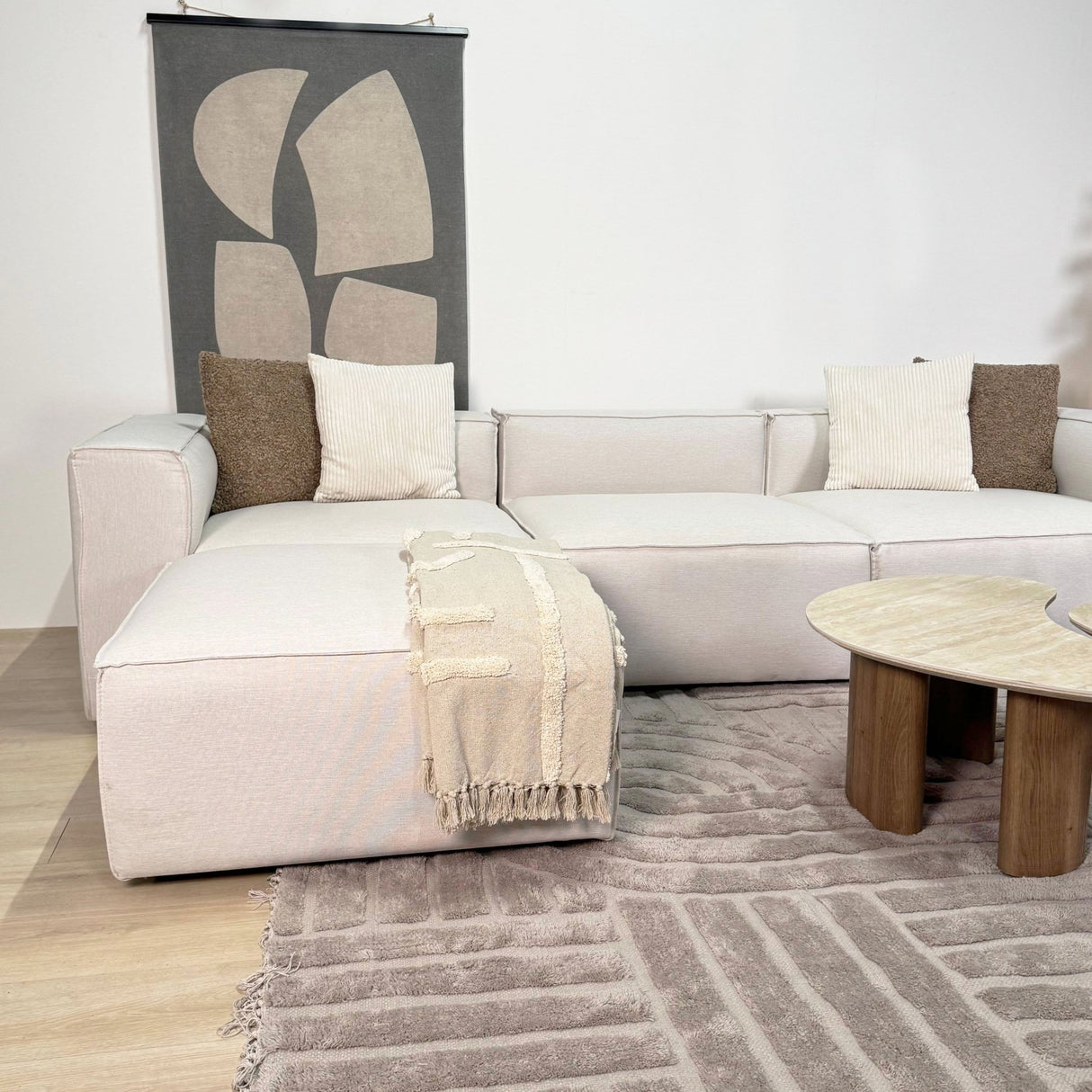 Canapé d'angle modulaire en tissu lin beige écru avec ottoman amovible - Fora 