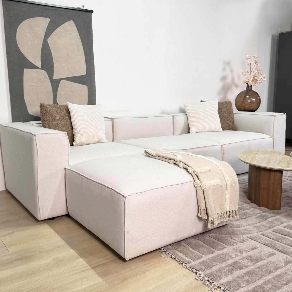 Canapé d'angle modulaire en tissu lin beige écru avec ottoman amovible - Fora 