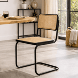 Chaise de salle à manger structure tubulaire Vester en métal noir avec sangle en bambou - Sans Accoudoirs