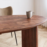 Eettafel Yves Walnut Finish Dimehouse Bruin LxBxH 165x95x10 Acaciahout Sfeerfoto detail