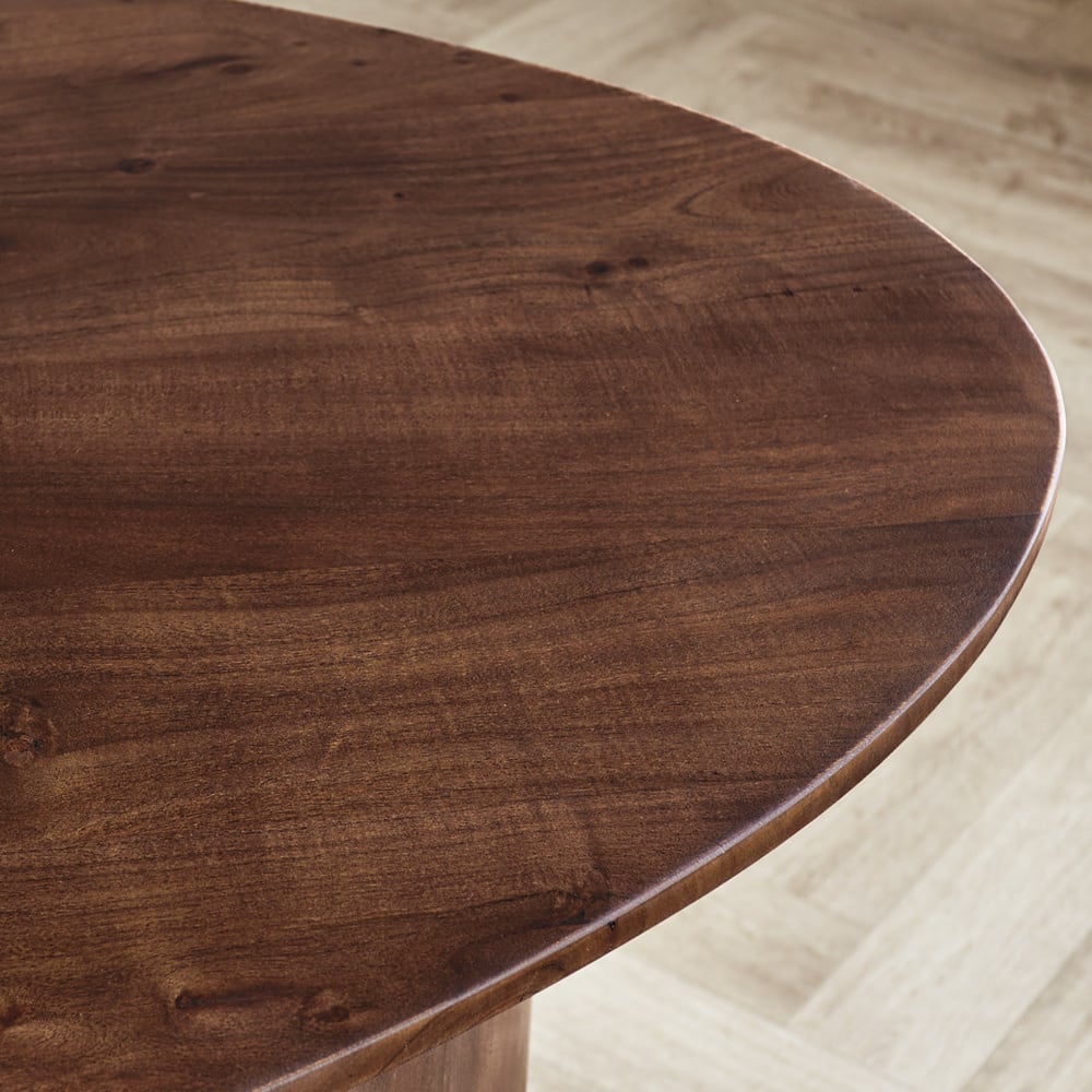 Eettafel Yves Walnut Finish Dimehouse Bruin LxBxH 245x115x9 Acaciahout Sfeerfoto detail